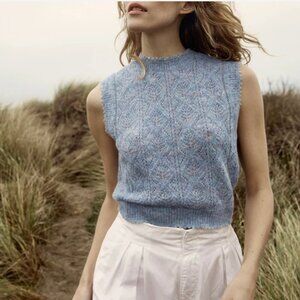 Does Adriana Vest in Azure
